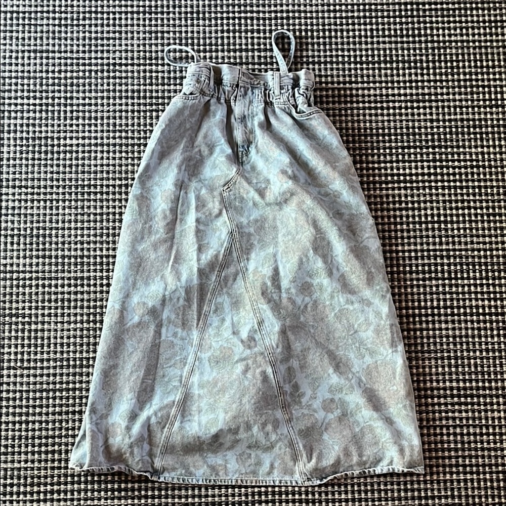 VGUC Ganni X Levi’s Floral Denim Dress Medium